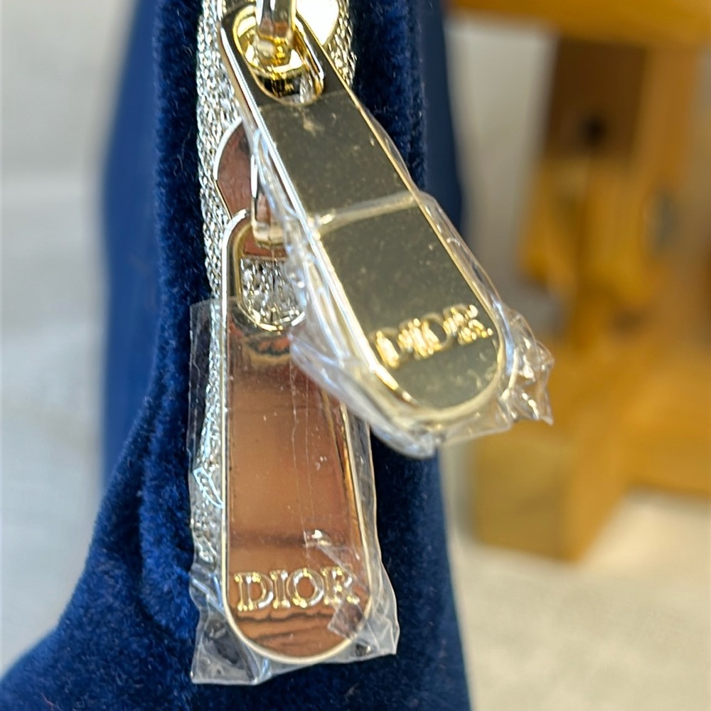Dior Cosmetic Bag View 6